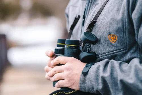 Vista 7 de Binoculares Vanguard Endeavor ED