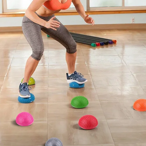Vista 7 de VGEBY Bola de masaje semicírculo, masaje de pies, media bola, equilibrio, kit de puntas para tejido profundo (color plateado)
