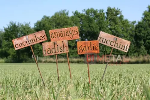 Vista 3 de Classic Metal Garden Markers 19 Inches Tall (sweet peas, Naturally Rusted)