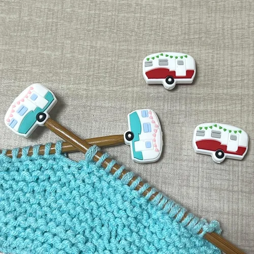 Vista 2 de SPANSEE 4 piezas de tapas de extremo en forma de camper para agujas de tejer, tapones para agujas de tejer, tapones para puntadas, protectores