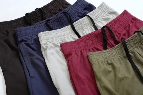 Vista 2 de Real Essentials Pantalones cortos de baloncesto para niños, con malla y bolsillos, 5