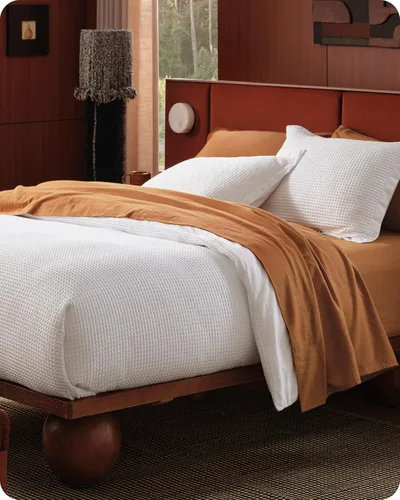 Vista 7 de Bedsure Funda de edredón de 100% algodón tamaño individual, tejido gofre, color blanco coco, GentleSoft y transpirable, juego de cama para regalo, 2