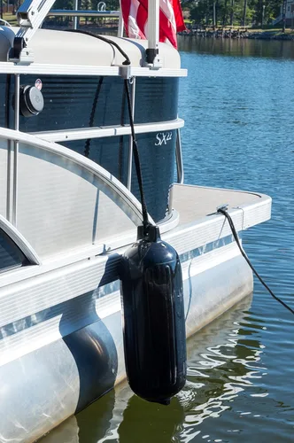 Vista 2 de Soportes de guardabarros de barco pontón de aluminio sólido pontón guardabarros