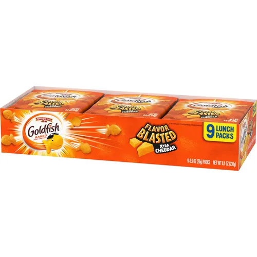 Vista 8 de Goldfish Flavor Blasted Xtra Cheddar Cheese Crackers, Galletas de Bocadillo Horneadas, Paquetes de Bocadillos para Llevar de 0.9 oz, Bandeja de 9