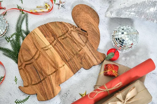 Vista 2 de Treen Art Tabla de cortar de madera de tortuga marina para cocina, 13 pulgadas de largo x 8 pulgadas de ancho, tablas de cortar de madera