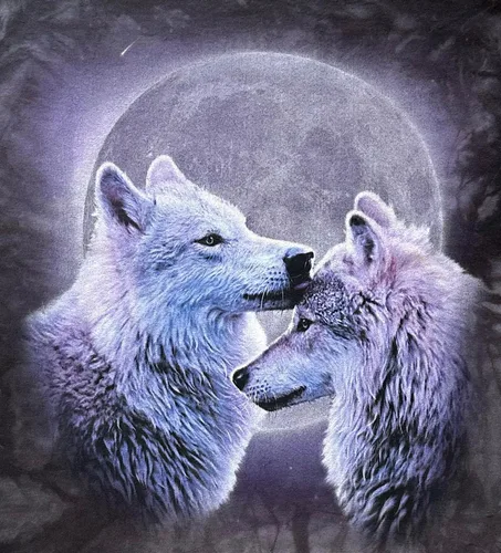 Vista 2 de The Mountain Camiseta Loving Wolves