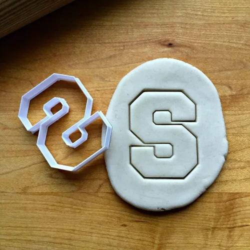 Vista 2 de Sweet Prints Inc Varsity Letter S - Cortador de galletas, apto para lavavajillas