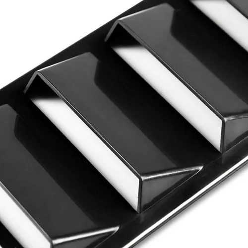 Vista 3 de Malla lateral para ingreso de aire color negra Euro Style para auto, camión y SUV