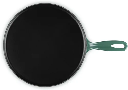 Vista 4 de Le Creuset Sartén redonda tradicional de hierro fundido esmaltado, 10.25 pulgadas, Artichaut